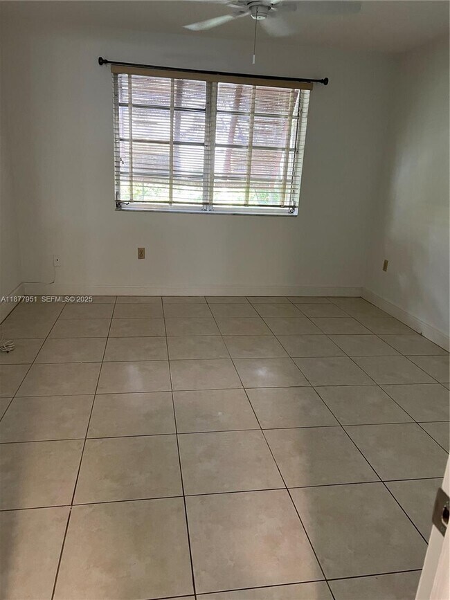 Photo - 9472 SW 77th Ave Unit P3