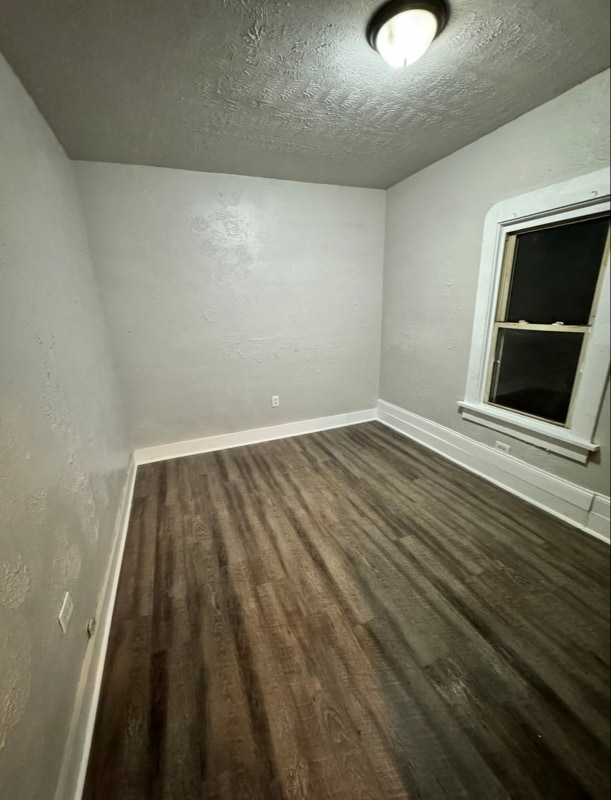 Photo - 11117 Prince Ave