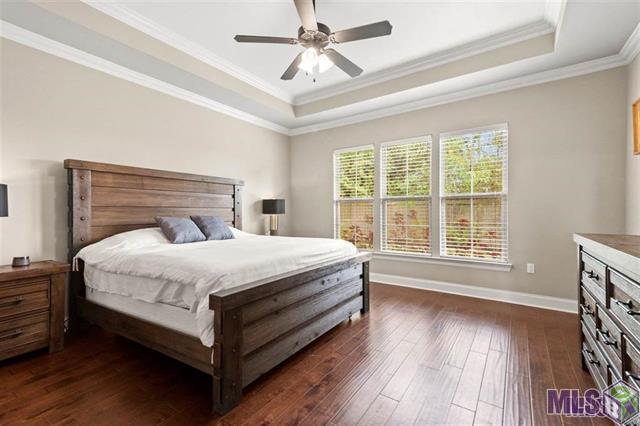 Photo - 13009 Roundlake Dr