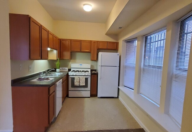 Photo - Park Apartments