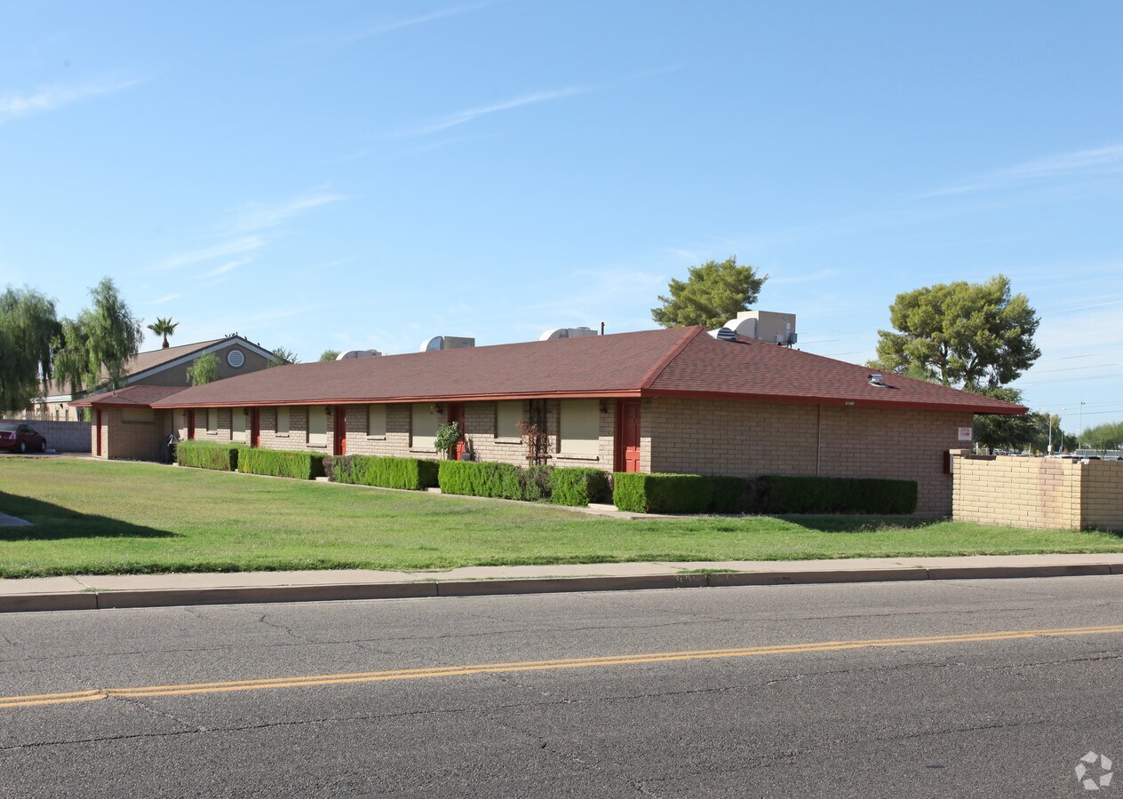 Photo - 8930 N 61st Ave Apartments