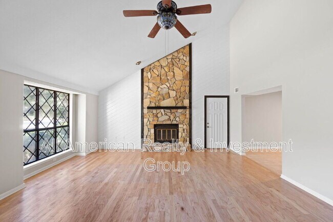 Photo - 661 St Lucia Cove