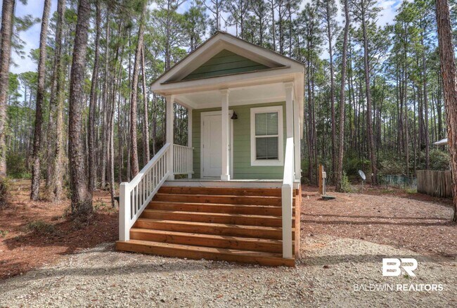 Building Photo - 14588 Scenic Hwy