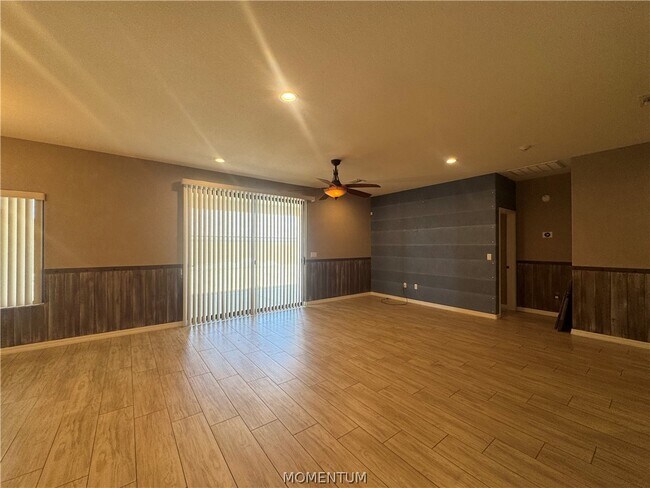 Photo - 5691 Quarry Ave
