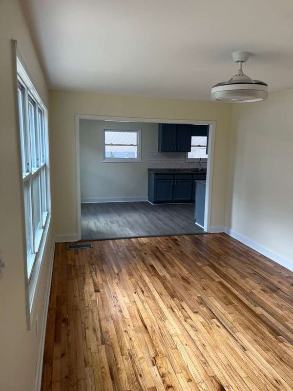 Photo - 2181 Gordon Cir