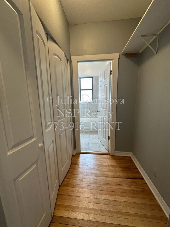 Photo - 1319 W Estes Ave