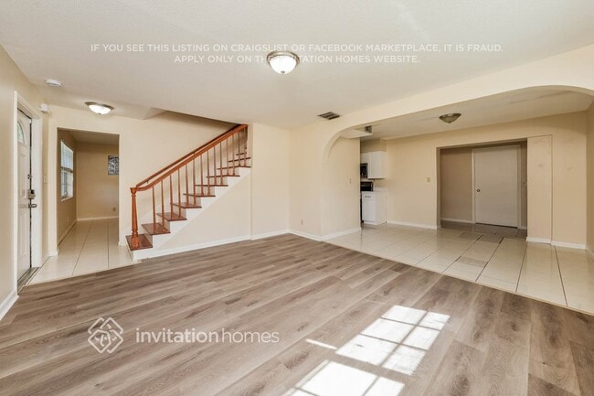 Photo - 5674 Parke Ave