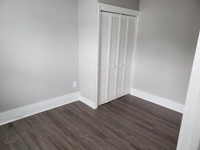 Unit 3B - Bedroom - 3 Lucier St