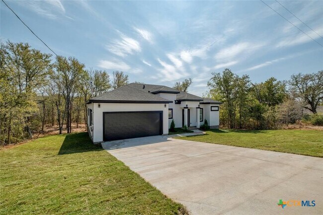 Photo - 121 Diamond Head Dr