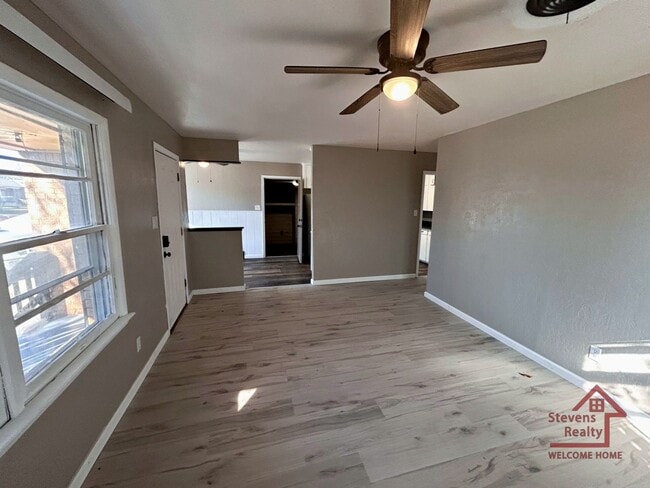 Photo - 2811 NW 21st Pl