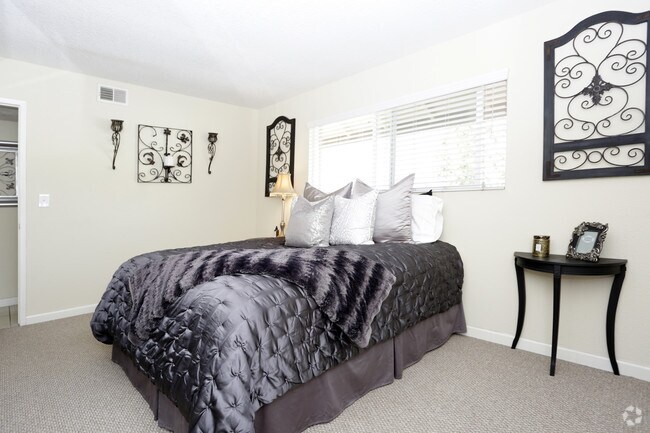 Photo - Avalon Apartments