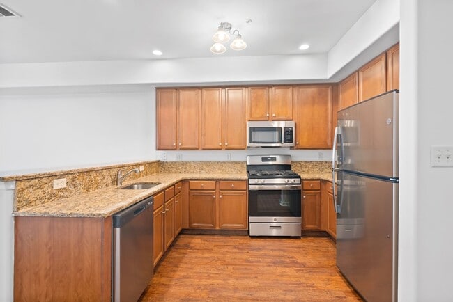 Photo - Barclay Square at Princeton Forrestal