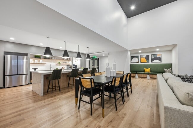 Photo - Sofi 55 Hundred