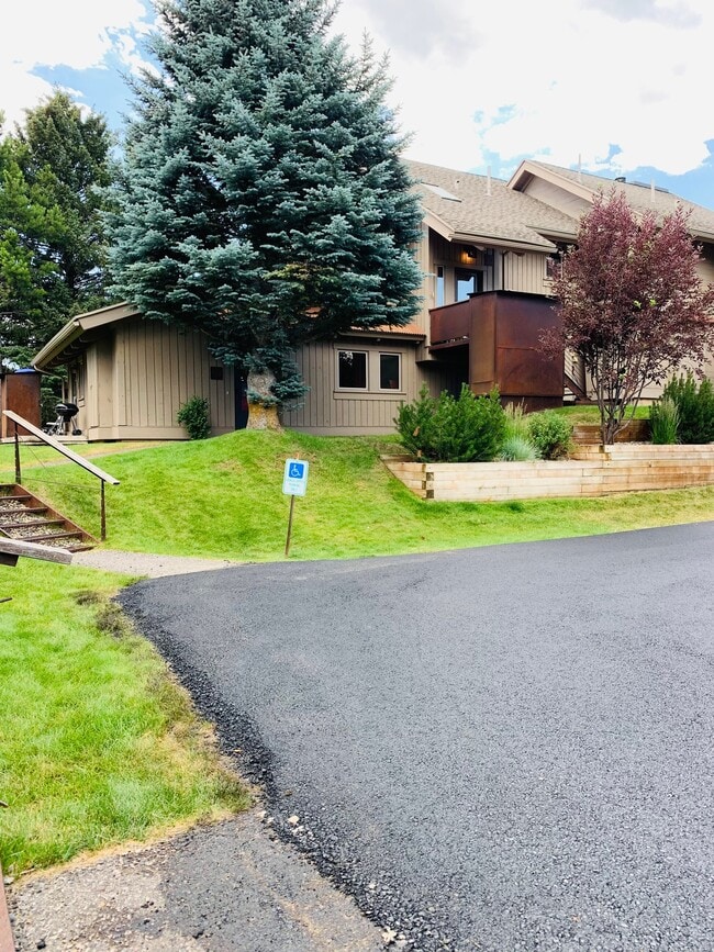 Photo - 2575 Curley Bear Rd Unit 149