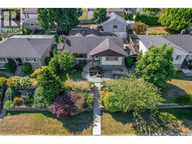 4116 Gilpin Crescent