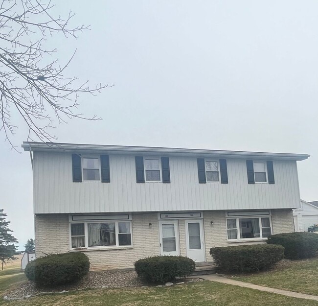 Building Photo - LINCOLN LANE 126/128 Unit 126 Rental