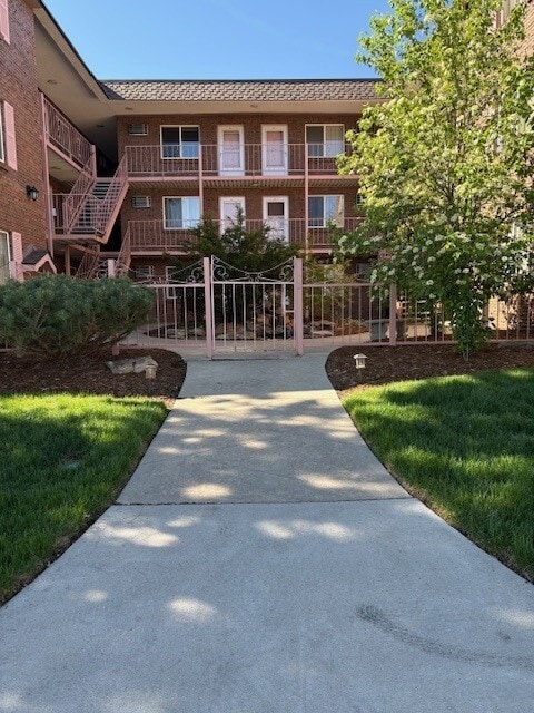 Photo - Kimberly Arms