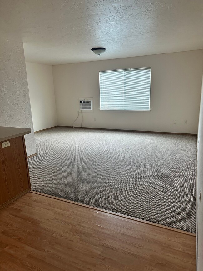 Photo - 37 Appleway Dr
