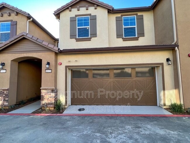 Building Photo - 40636 Birchfield Dr Rental