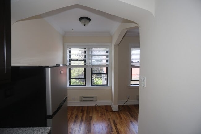 Photo - 4742 N Hermitage Ave Unit 013