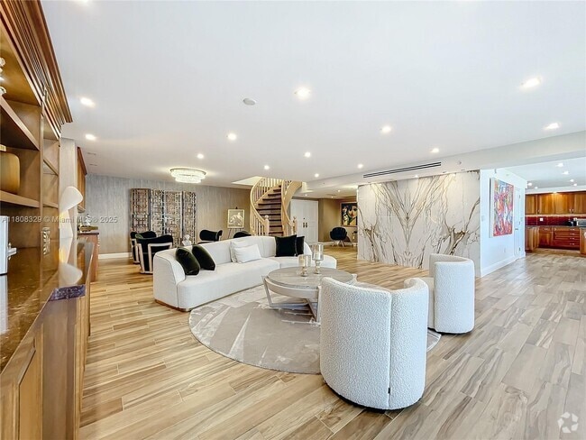 Building Photo - 11113 Biscayne Blvd Unit 1756 Rental