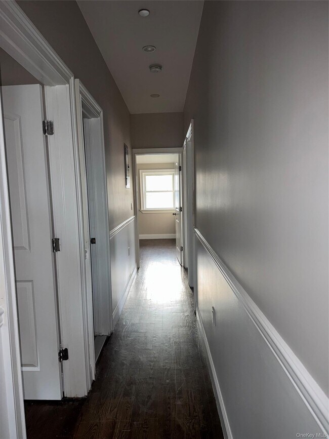 Photo - 139-16 Caney Ln Unit 2nd Floor