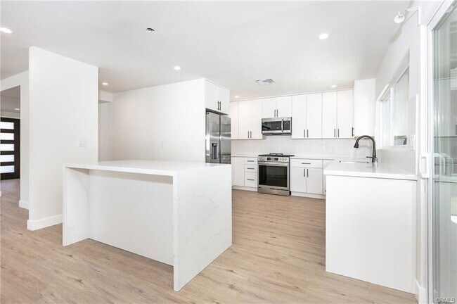 Photo - 6419 Valley Cir Terrace