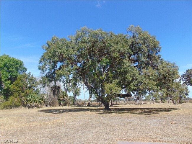 Photo - 1092 Riverbend Dr