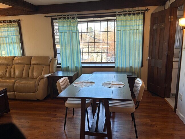 Photo - 5 Orchard Cir Unit G