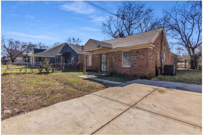 Photo - 769 Hilton St