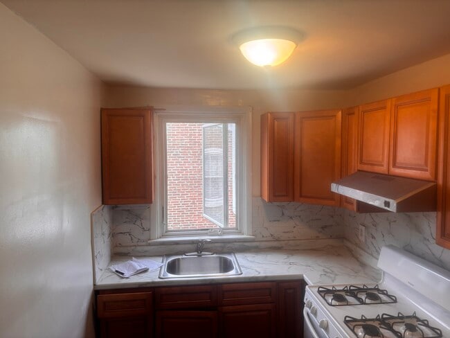 Photo - 7337 Claridge St Unit 2