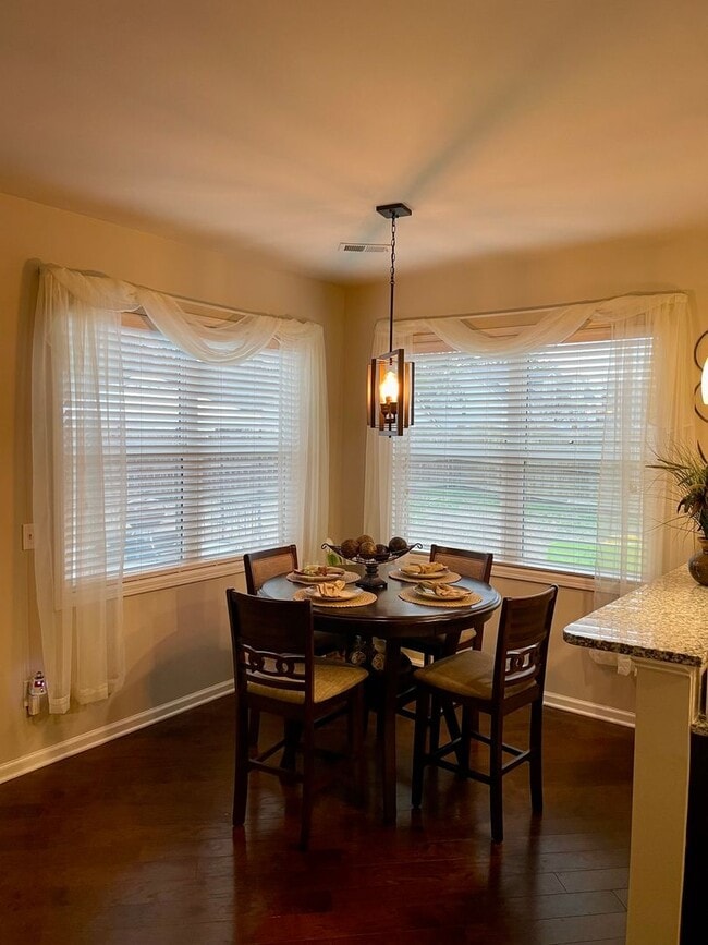 Photo - Wonderful Three Bedroom Home in Northeast Columbia!