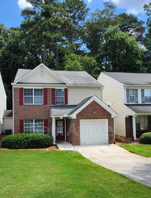 Building Photo - 601 Hillandale Park Dr