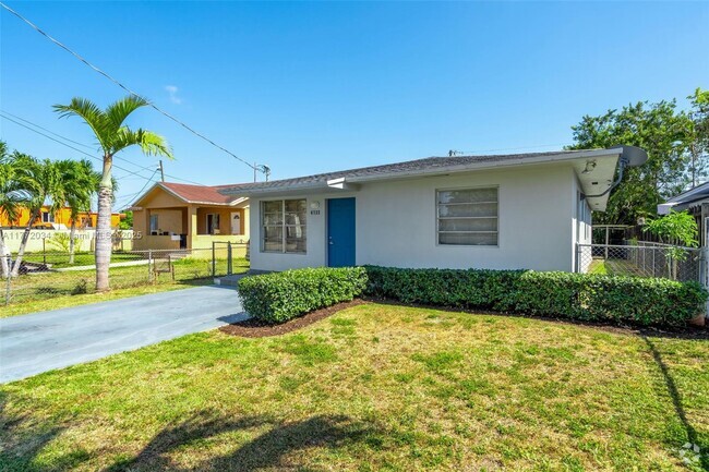 Building Photo - 6732 SW 15th St Rental