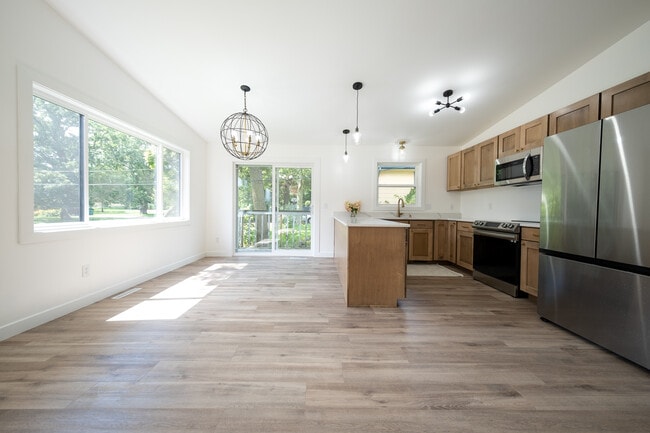 Photo - 3052 16th St NW