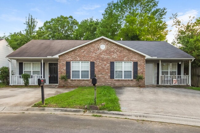 Photo - 1069 Park Meadow Dr House