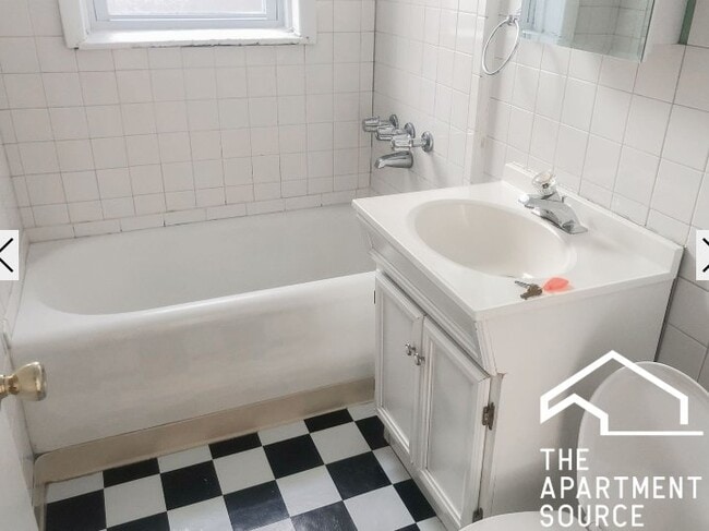 Photo - 3530.5 N Broadway Unit 3E