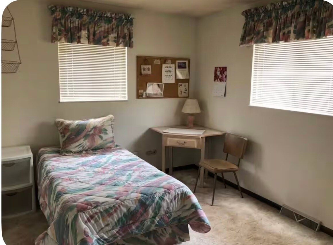 Photo - 304 19th Avenue Ct