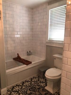 Photo - 1560 Charon Rd