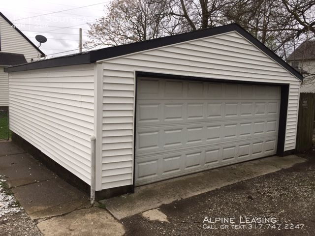 Photo - 4BR/2BA House w/Garage & Central Air!