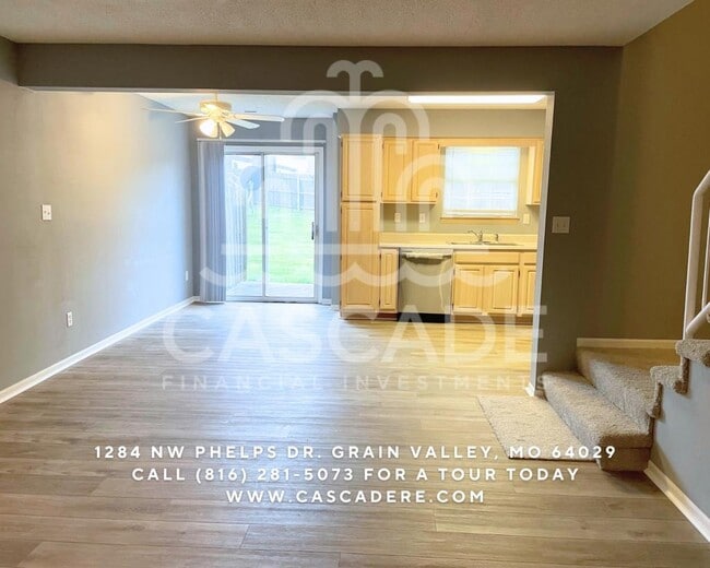 Photo - 1286 NW Phelps Dr
