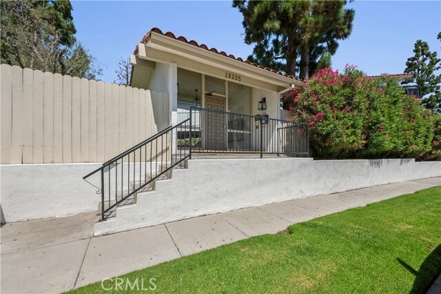 Building Photo - 18225 Kingsdale Ave Unit 210