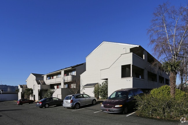 Photo - Birchwood Place