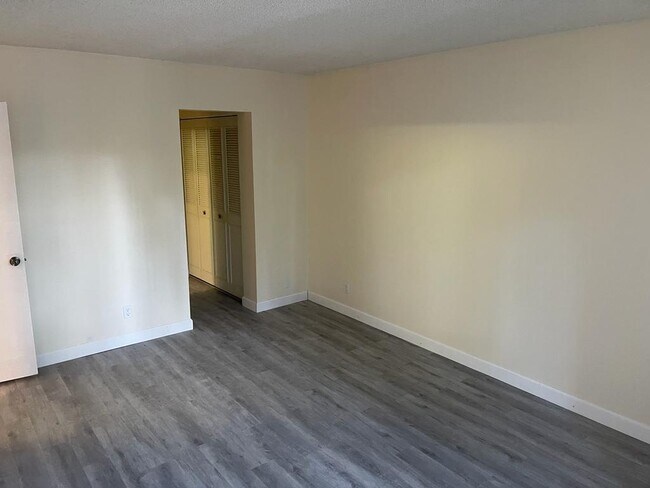 Photo - 203 Foxtail Dr Unit D2