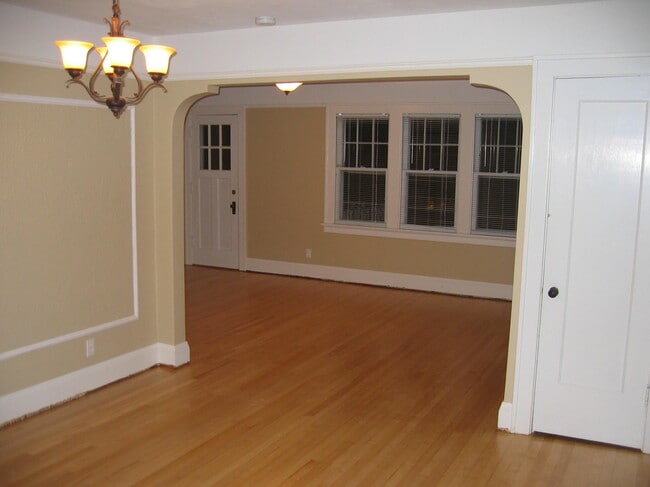 Photo - 2476 N 66th St