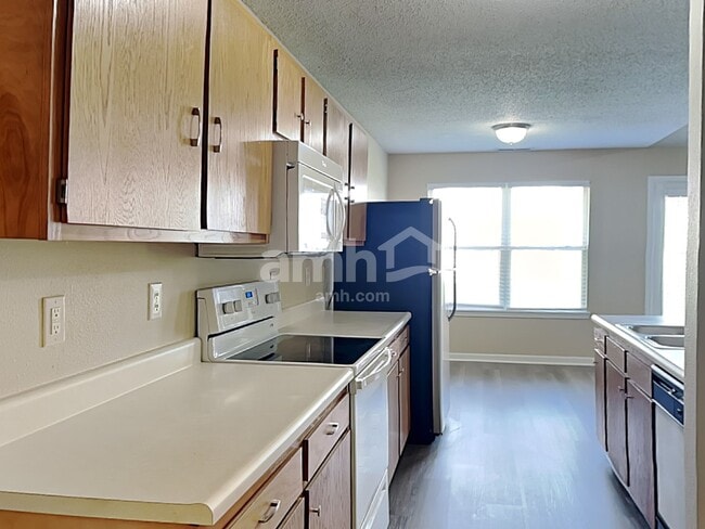 Photo - 10848 Roundtree Rd