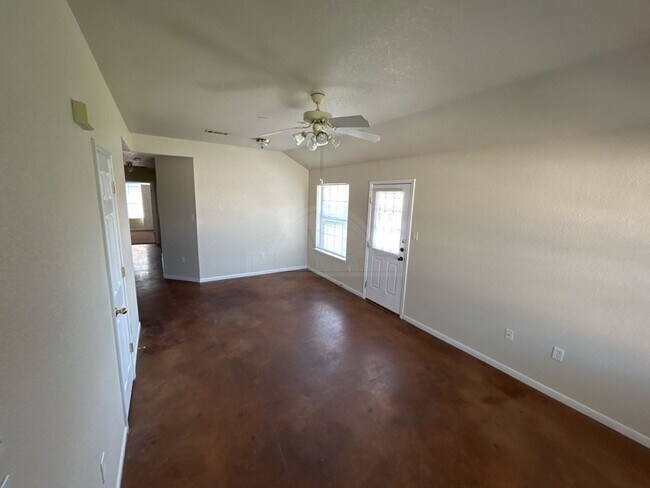 Photo - 3101 Yaupon Rd