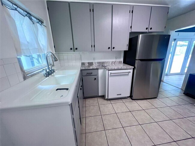 Photo - 2707 NW 4th Ave