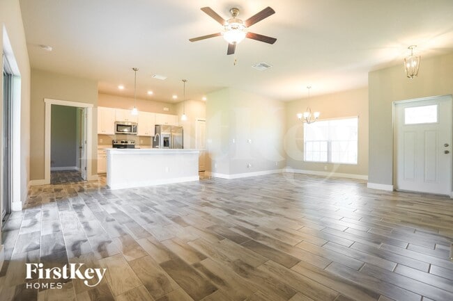 Photo - 5139 Cromey Rd