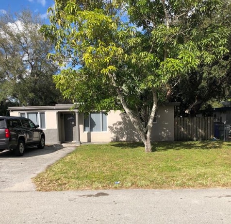 Photo - 6313 Hayes St